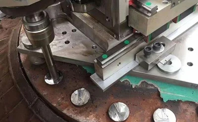 Hin fullkomna flytjanlega CNC þráðfræsivél fyrir -vinnsluþjónustu á staðnum